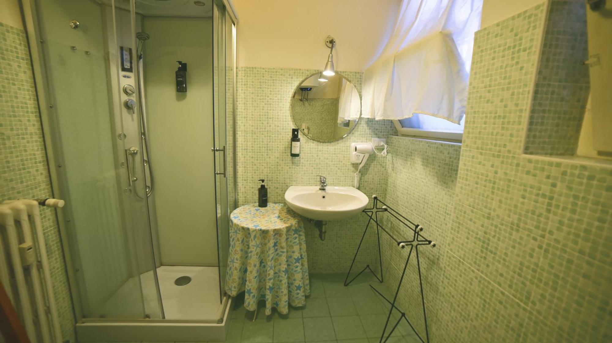 Barcolana Lodge - Hostel Trieste Eksteriør billede